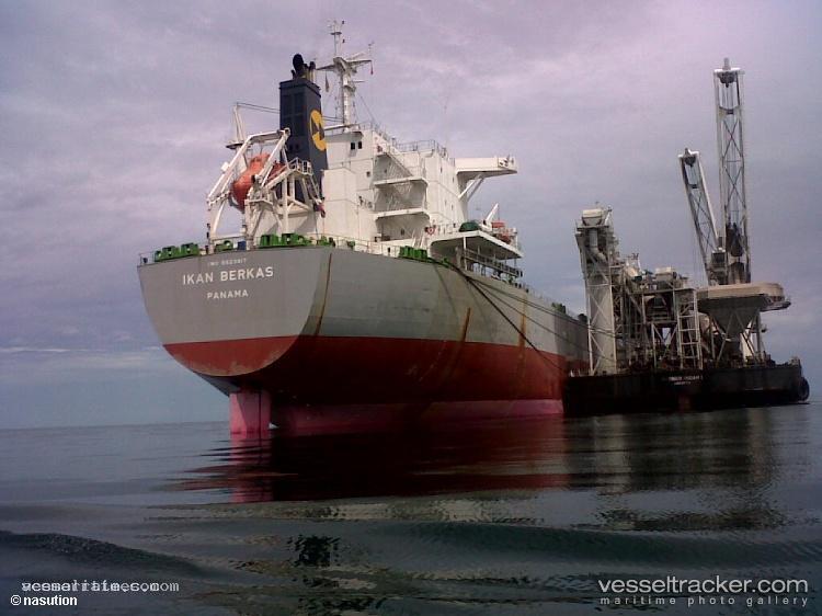 Mistral - Bulk Carrier vessel registered in Liberia