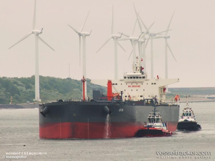 Nordlotus - Crude Oil Tanker vessel registered in Portugal