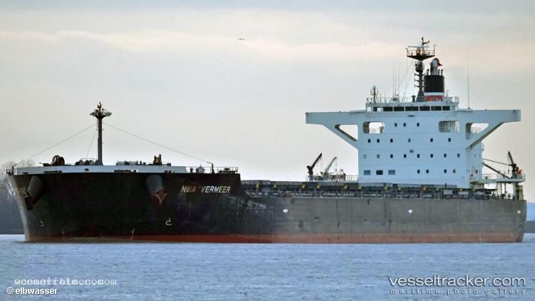 Nba-Vermeer - Bulk Carrier vessel registered in Panama
