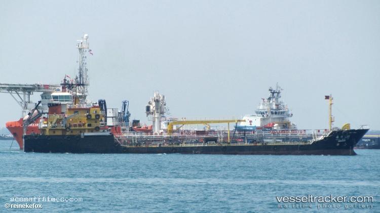 Marine-Bella - Oil Products Tanker vessel registered in Maldives