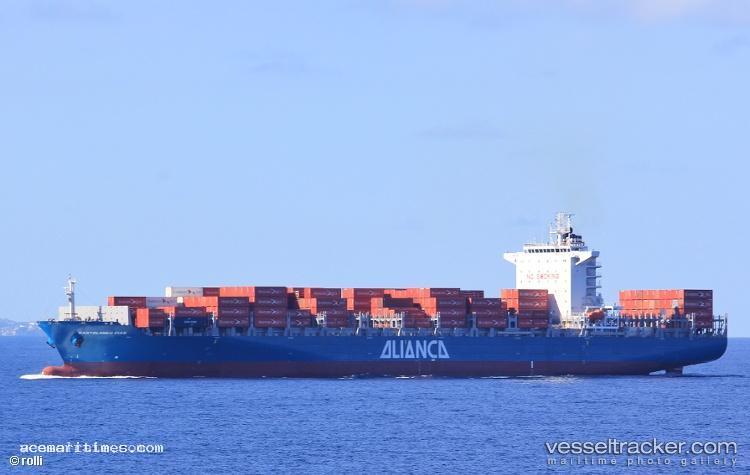 Bartolomeu-Dias - Container Ship vessel registered in Brazil