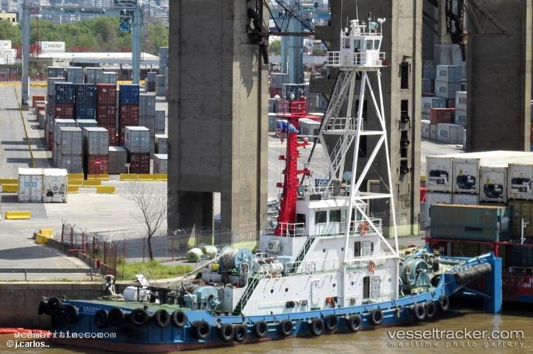 Piravera - Tug vessel registered in Liberia