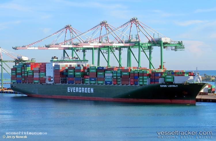 Ever-Lovely - Container Ship vessel registered in Singapore