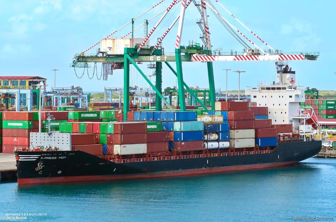 X-press-Moy - Container Ship vessel registered in Singapore