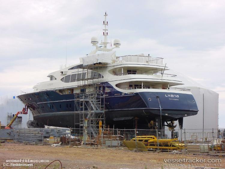 Vision - Service Ship vessel registered in Cayman Islands