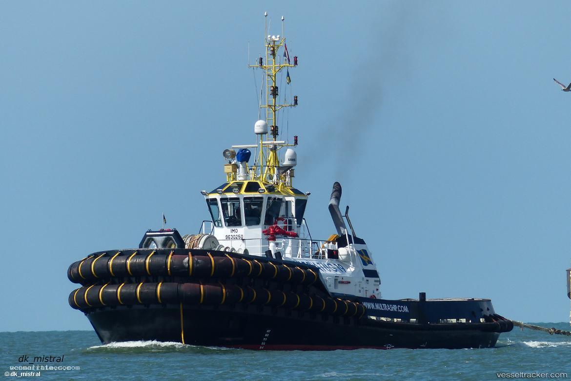 Multratug-19 - Tug vessel registered in Netherlands