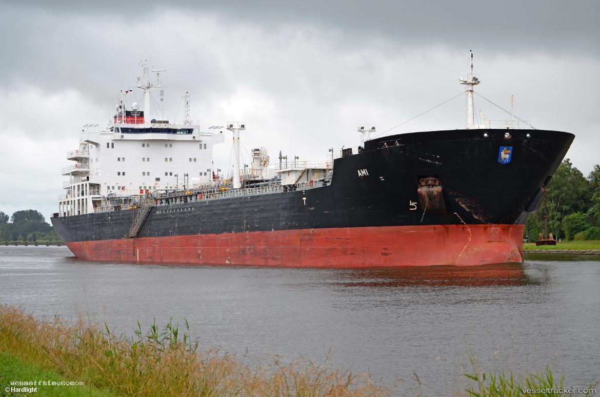 Lady-Rina - Chemical Oil Products Tanker vessel registered in Italy