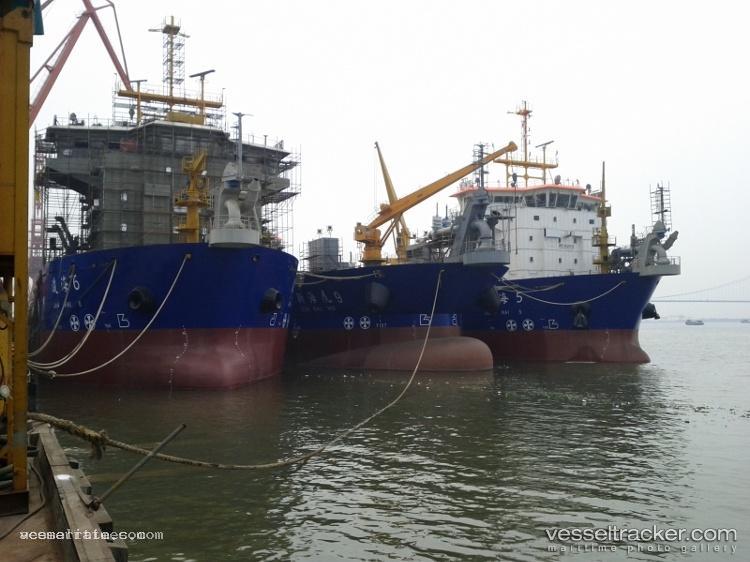 Xin-Hai-Hu-9 - Hopper Dredger vessel registered in China
