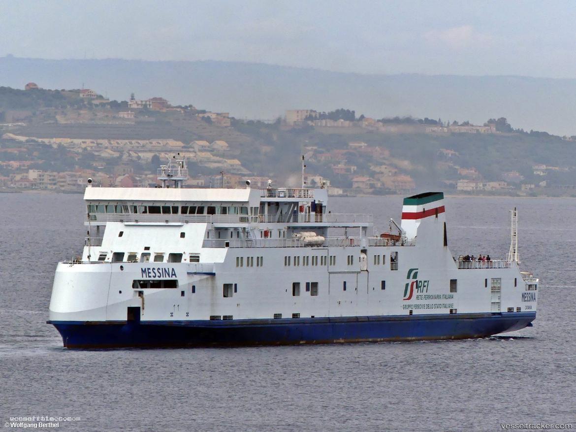 Messina - Passenger Ro Ro Cargo Ship vessel registered in Italy