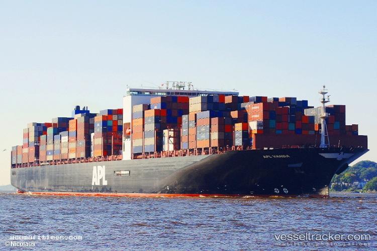 Apl-Vanda - Container Ship vessel registered in Singapore