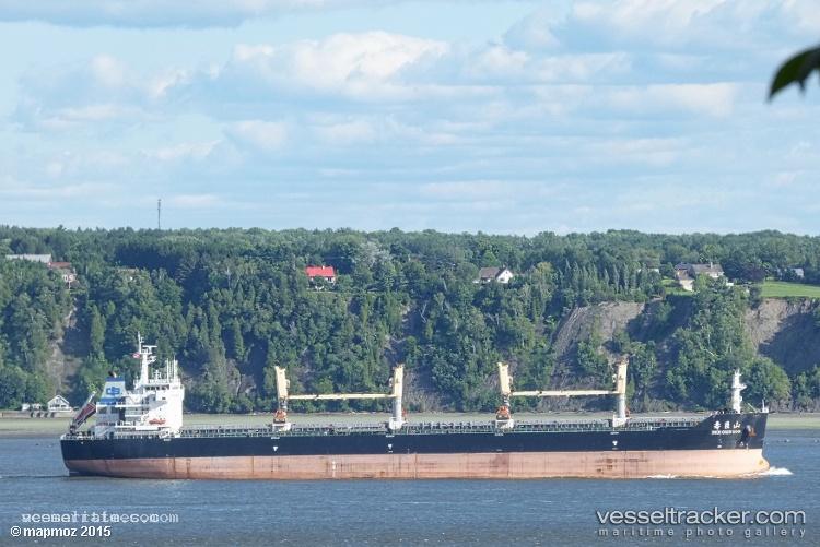 Xin-Hai-Tong-57 - Bulk Carrier vessel registered in Hong Kong