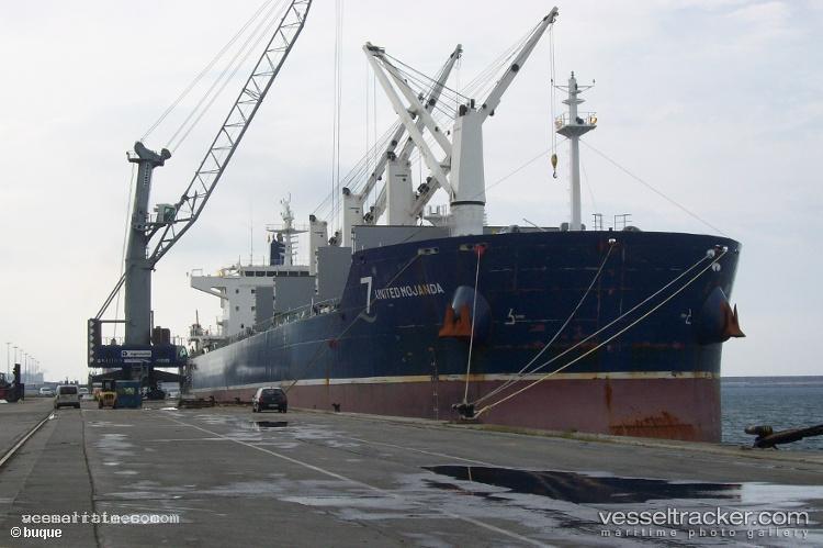 Xin-Yang-Cai-Fu - Bulk Carrier vessel registered in China