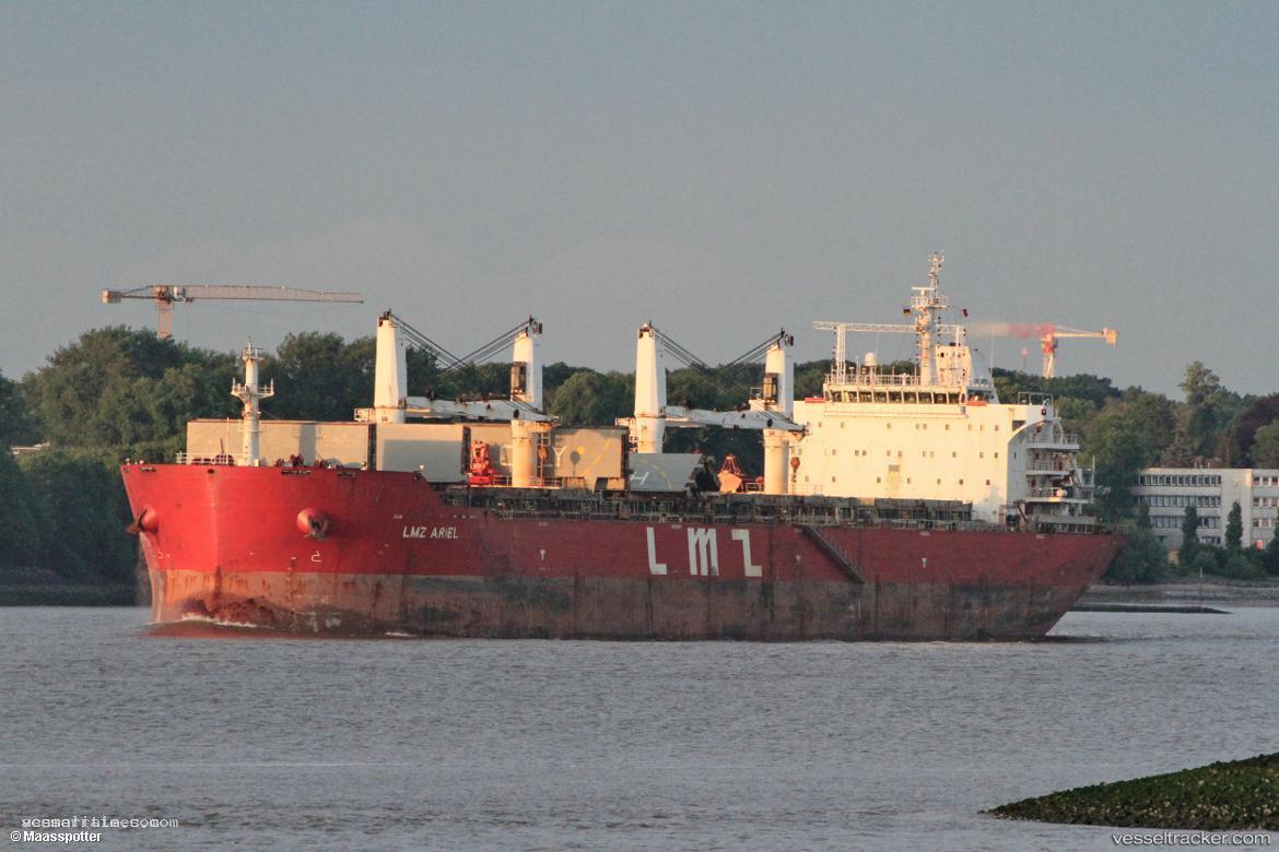 Lmz-Ariel - Bulk Carrier vessel registered in Marshall Islands