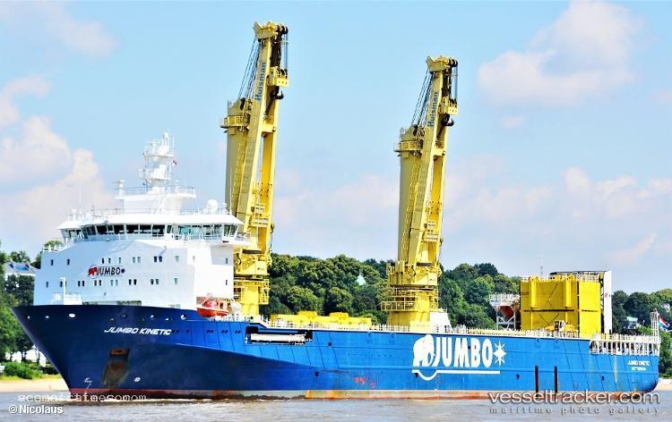 Jumbo-Kinetic - Heavy Load Carrier vessel registered in Netherlands