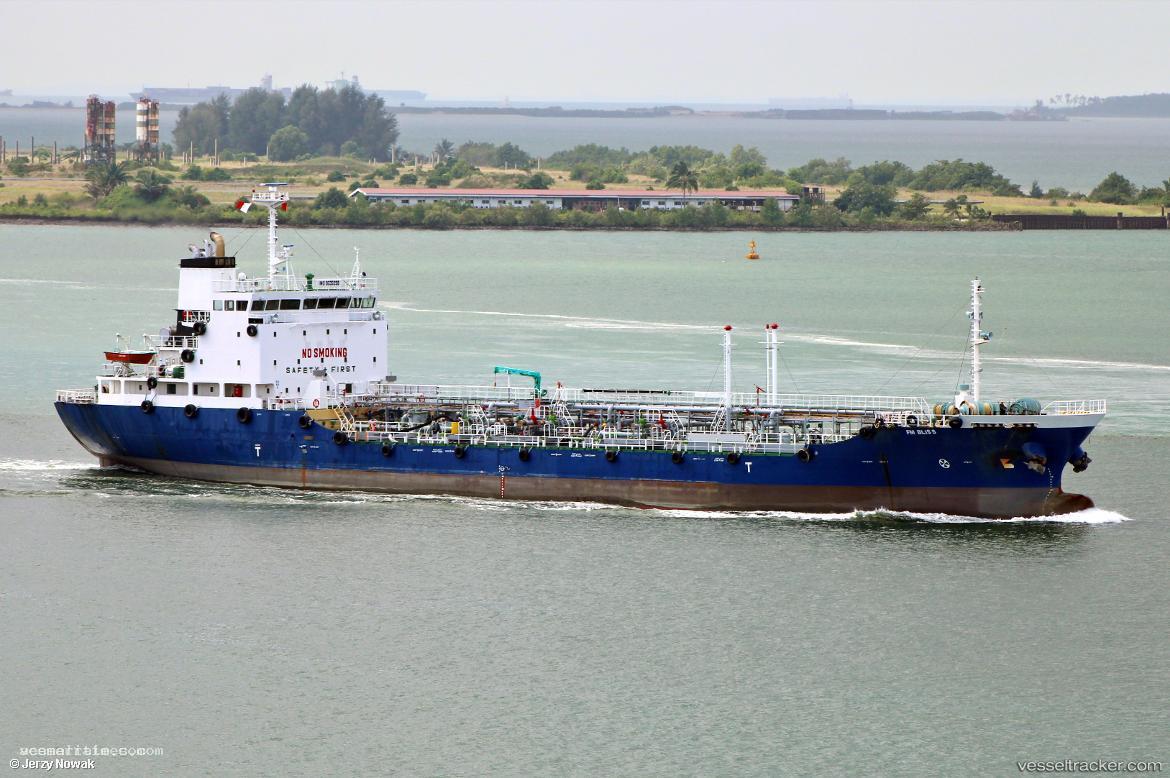 Fm-Bliss - Oil Products Tanker vessel registered in Malaysia