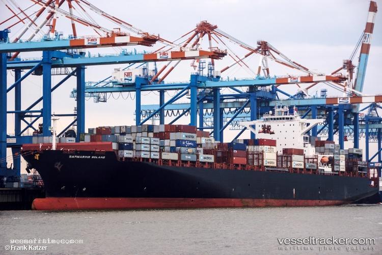 Nicaragua-Express - Container Ship vessel registered in Marshall Islands