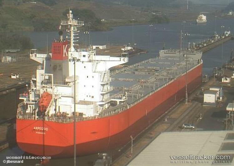 Ince-Istanbul - Bulk Carrier vessel registered in Singapore