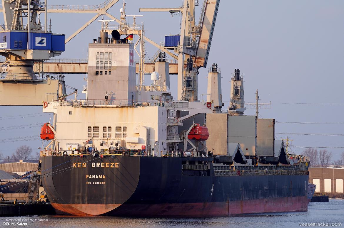 Ken-Breeze - General Cargo Ship vessel registered in Panama