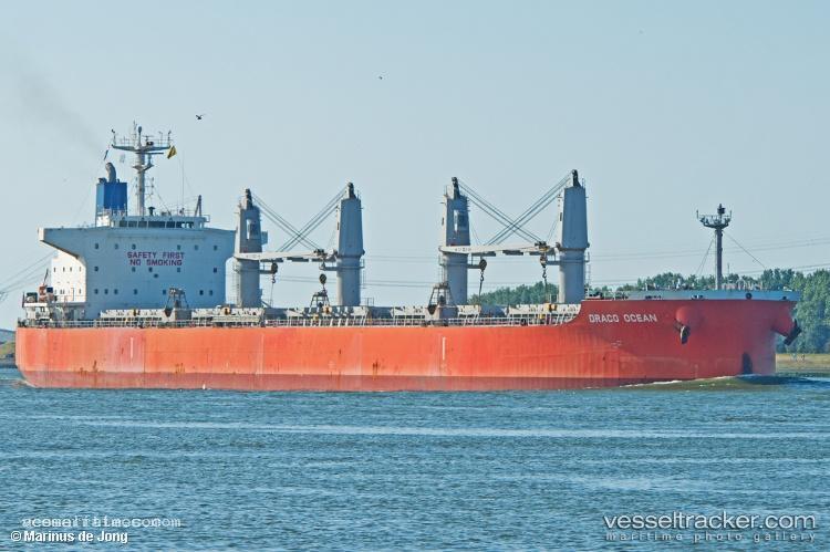 Thor-Chaichana - Bulk Carrier vessel registered in Singapore