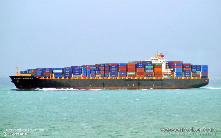 Kota-Cempaka - Container Ship vessel registered in Singapore