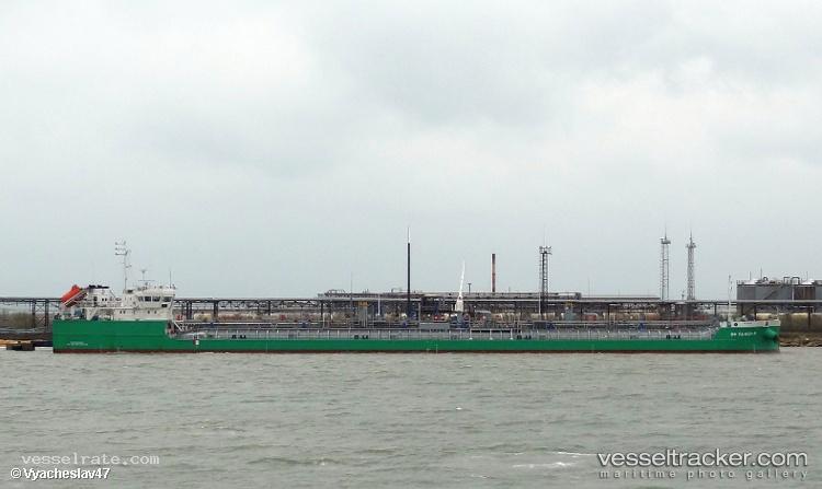 Bm-Flot-1 - Oil Products Tanker vessel registered in Russia
