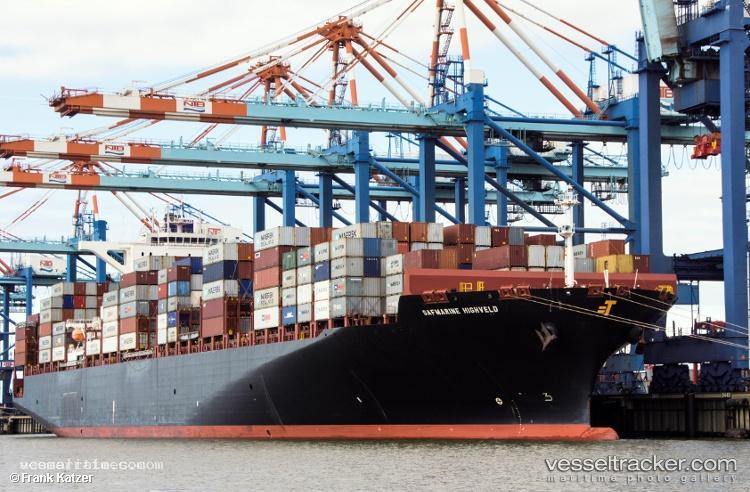 Costa-Rica-Express - Container Ship vessel registered in Marshall Islands
