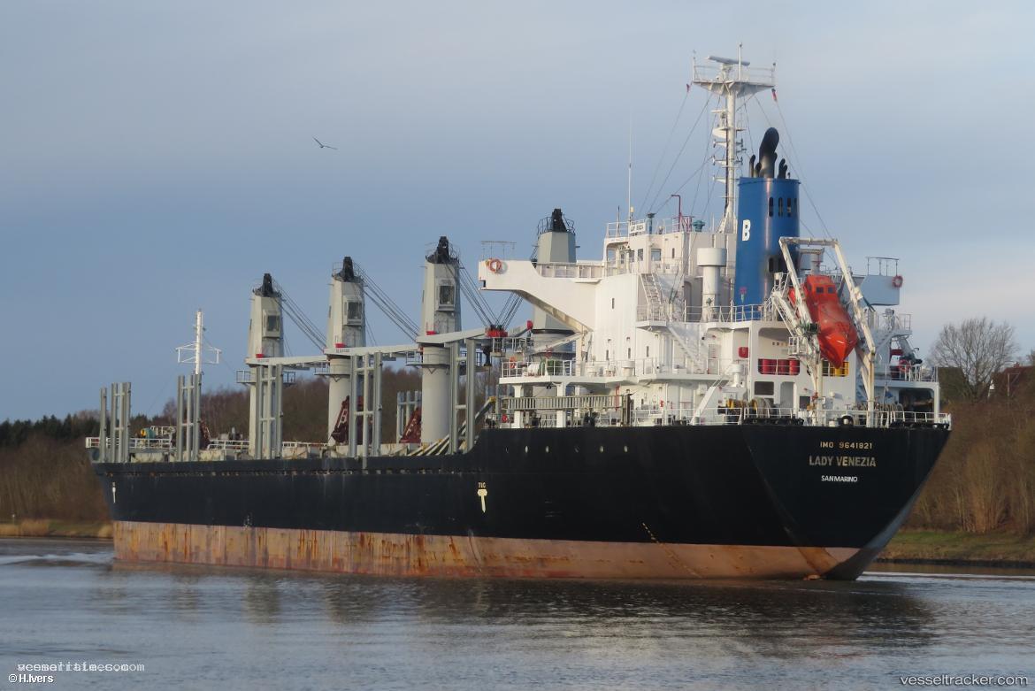 Lady-Venezia - Bulk Carrier