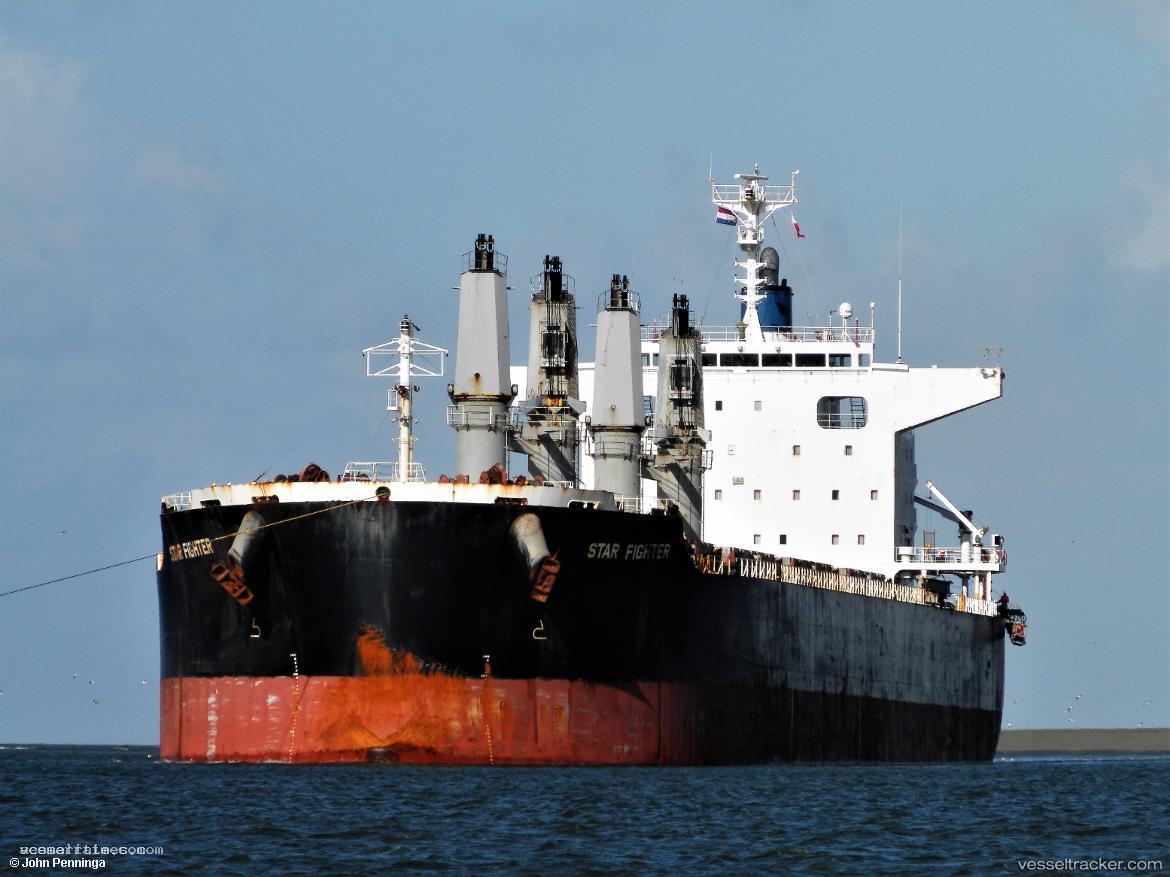 Star-Fighter - Bulk Carrier vessel registered in Liberia