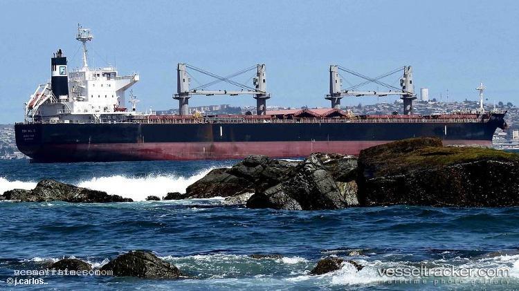 Ton-Hil-Ii - Bulk Carrier vessel registered in Portugal