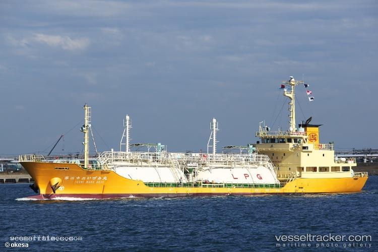 Izumi-Maru-No.22 - Lpg Tanker vessel registered in Japan