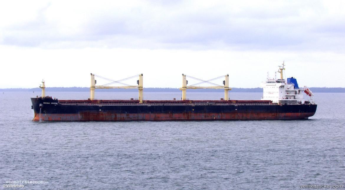 Newseas-Crystal - Bulk Carrier vessel registered in Hong Kong