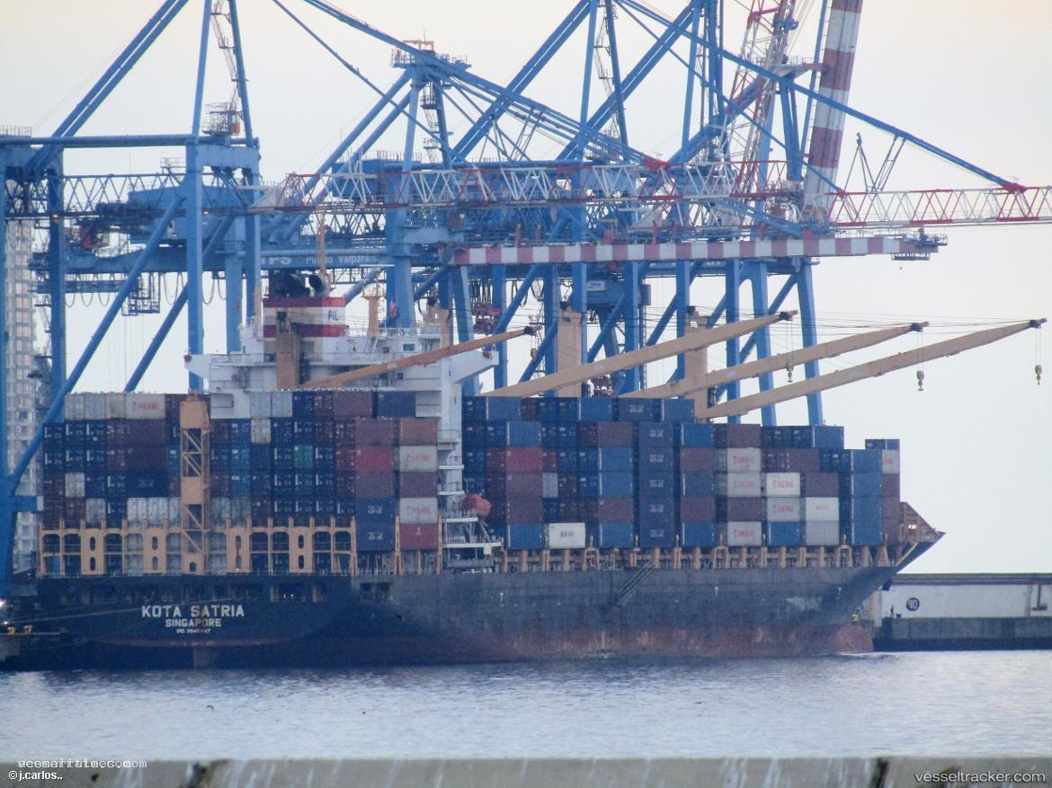 Kota-Satria - Container Ship vessel registered in Singapore