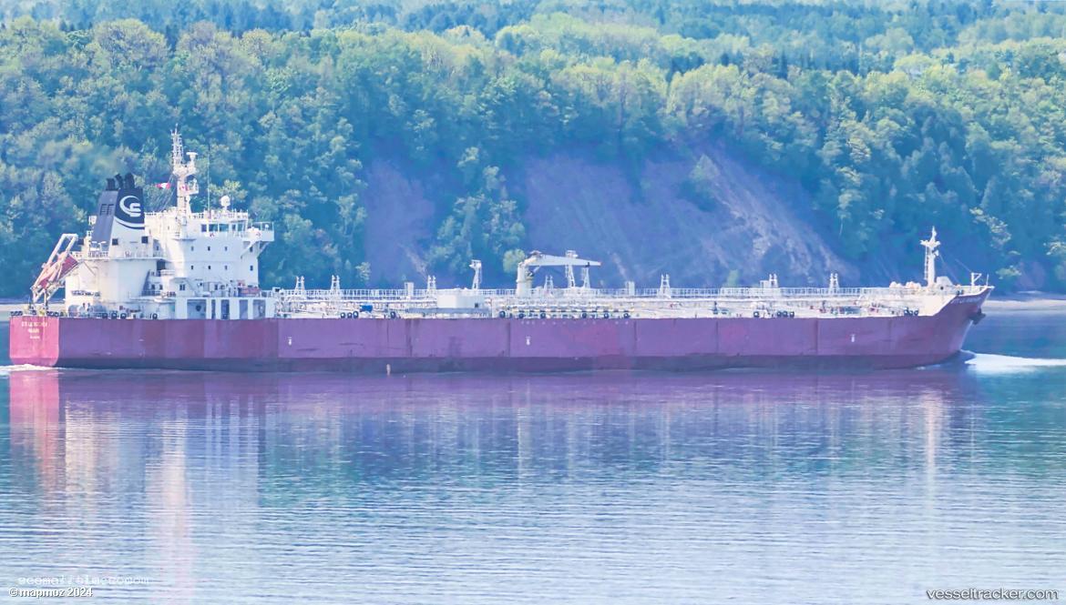 Gem-Topaz - Chemical Oil Products Tanker vessel registered in Marshall Islands