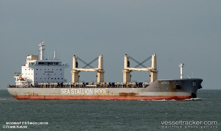 Azteca - Bulk Carrier vessel registered in Marshall Islands