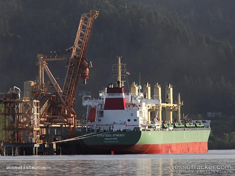 Strategic-Synergy - Bulk Carrier vessel registered in Singapore
