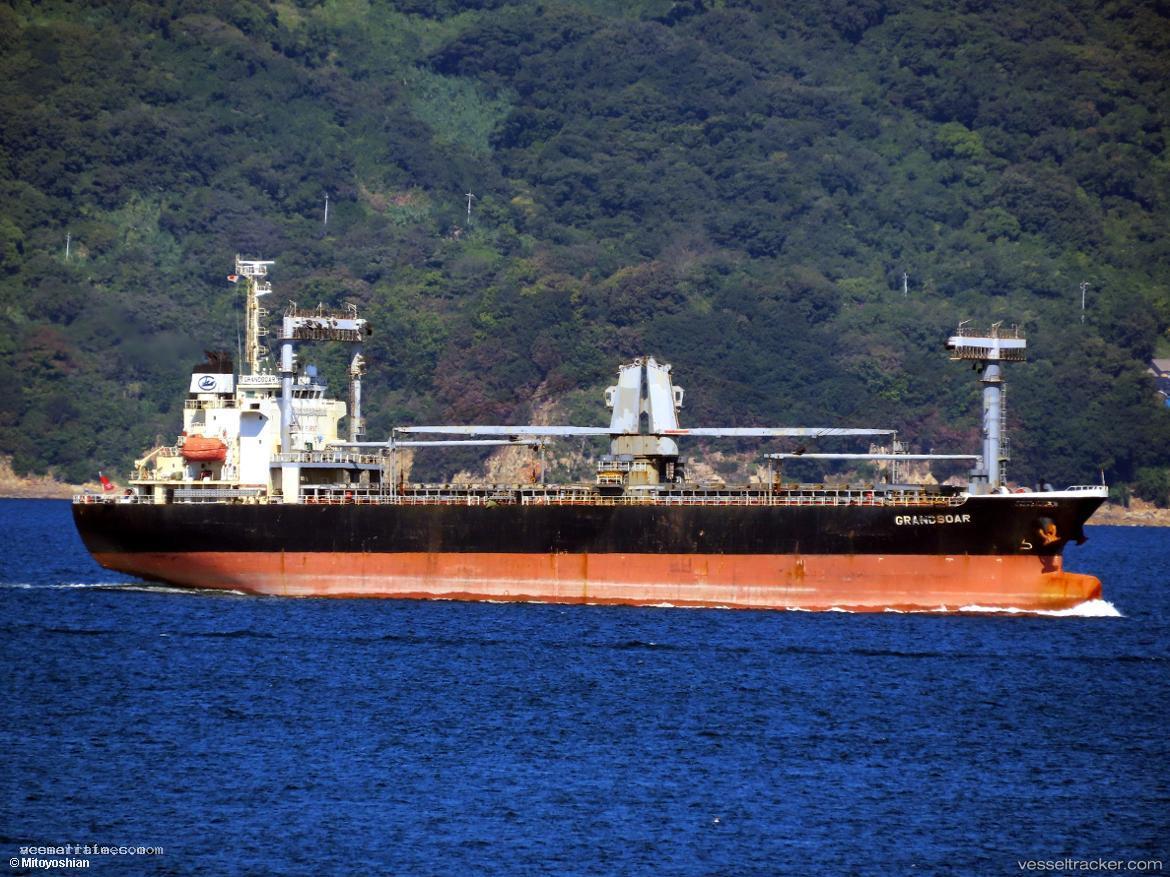 Grandsoar - General Cargo Ship vessel registered in Hong Kong