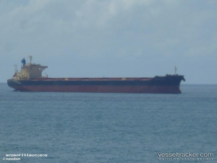 Azalea-Wave - Bulk Carrier vessel registered in Liberia