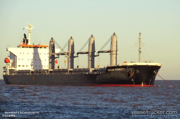 George - Bulk Carrier vessel registered in Marshall Islands