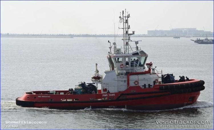 Leo - Tug vessel registered in Marshall Islands