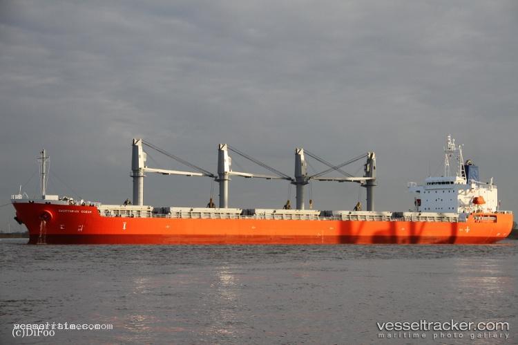 Es-Honesty - General Cargo Ship vessel registered in Panama