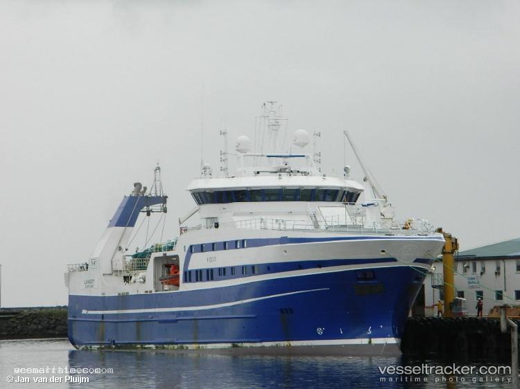 Langoey - Fishing Vessel vessel registered in Norway
