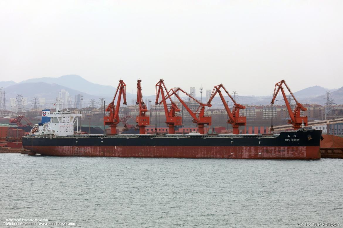 Cape-America - Bulk Carrier vessel registered in Singapore