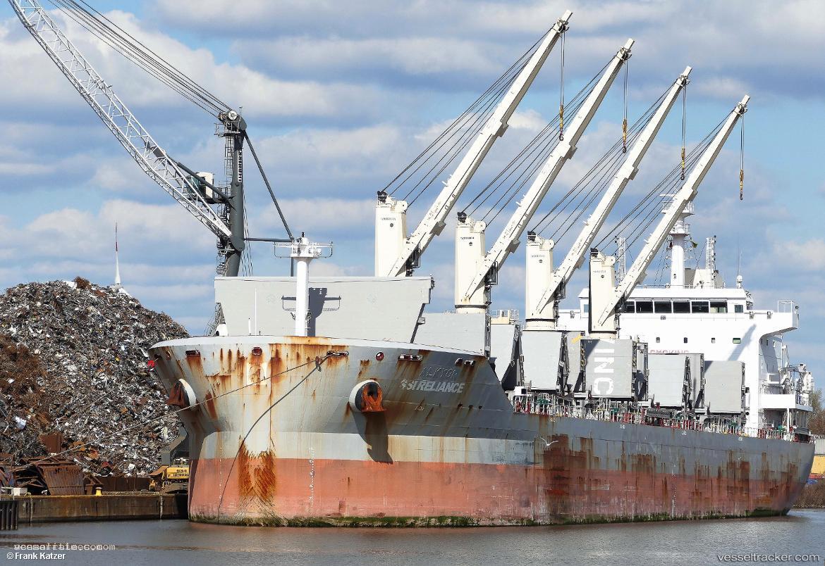 Ssi-Reliance - Bulk Carrier vessel registered in Marshall Islands
