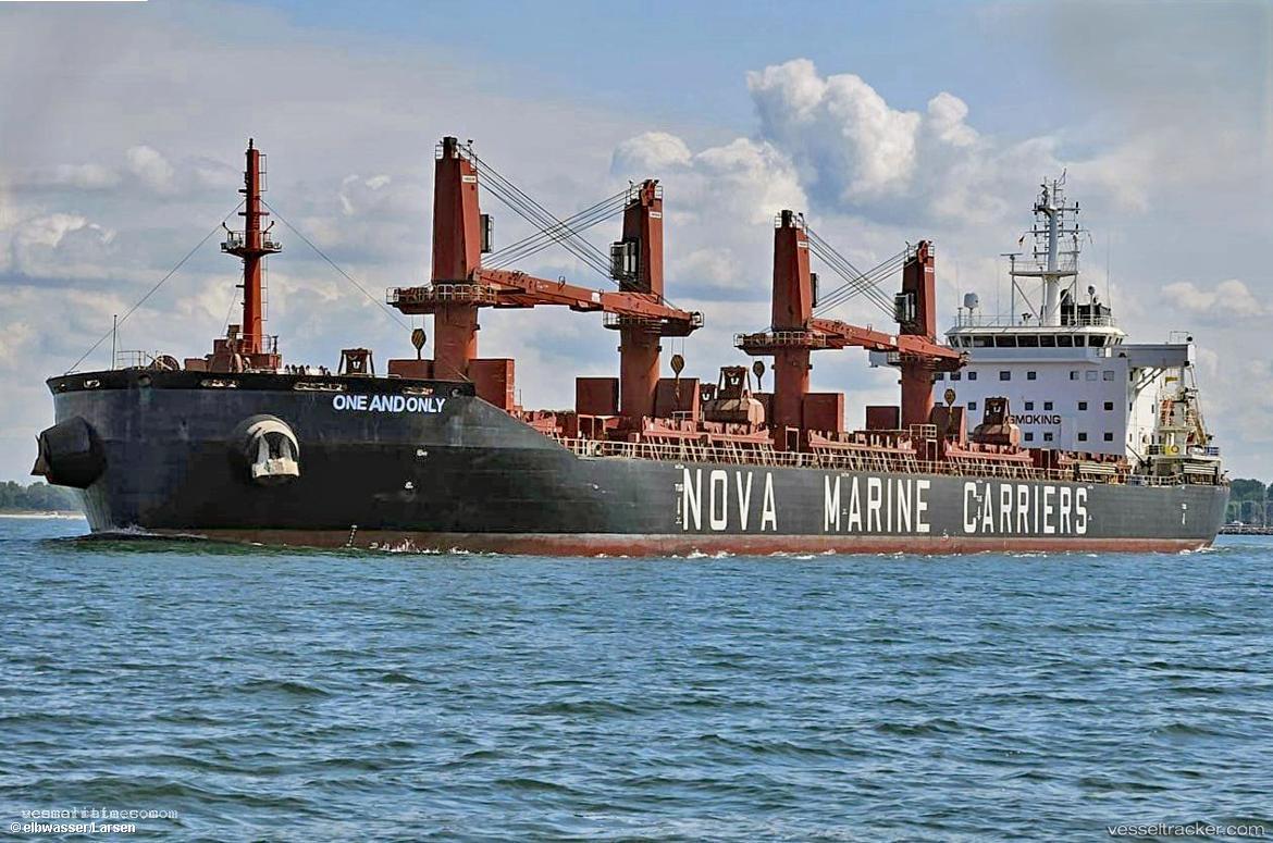 One-And-Only - Bulk Carrier vessel registered in Singapore