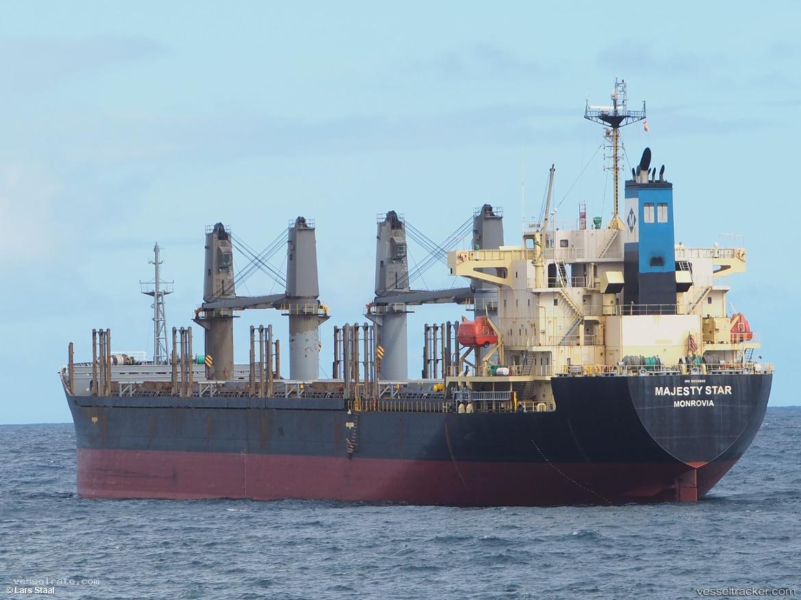 Boka - Bulk Carrier vessel registered in Saint Vincent and the Grenadines