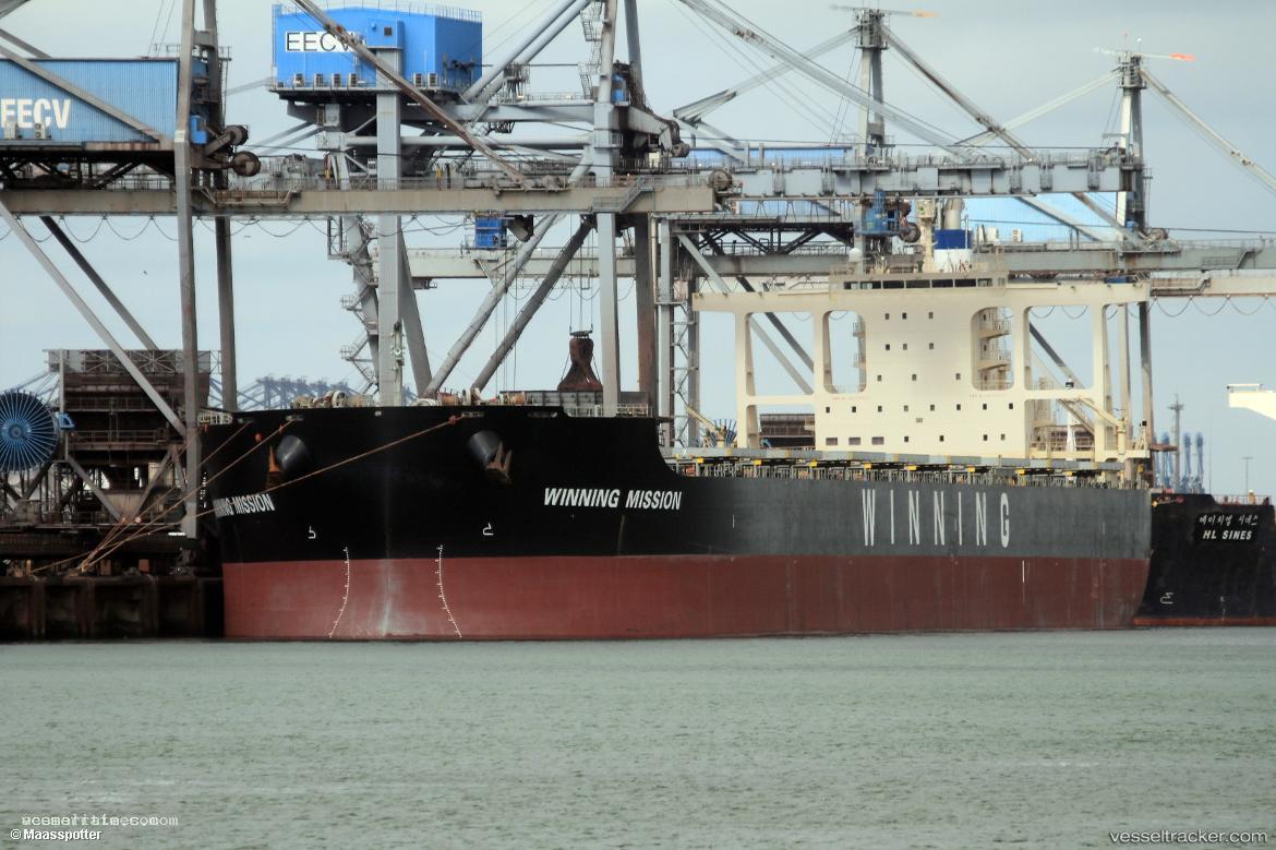 Winning-Mission - Bulk Carrier vessel registered in Singapore