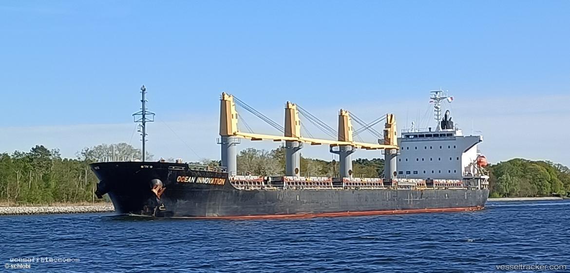 Ocean-Innovation - Bulk Carrier vessel registered in Hong Kong