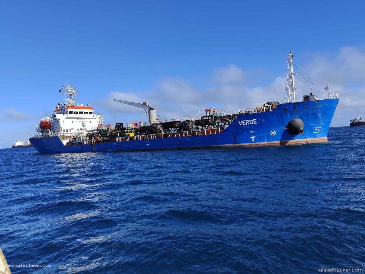 Verde - Oil Products Tanker vessel registered in Marshall Islands