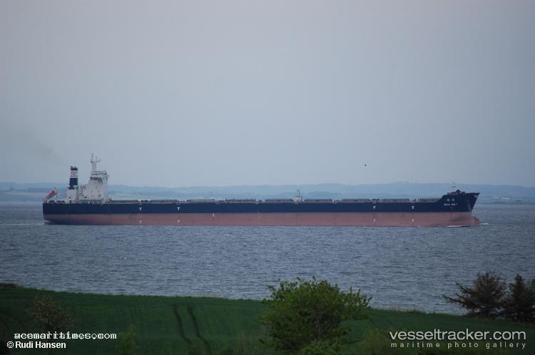 Cape-Shanghai - Bulk Carrier vessel registered in Hong Kong