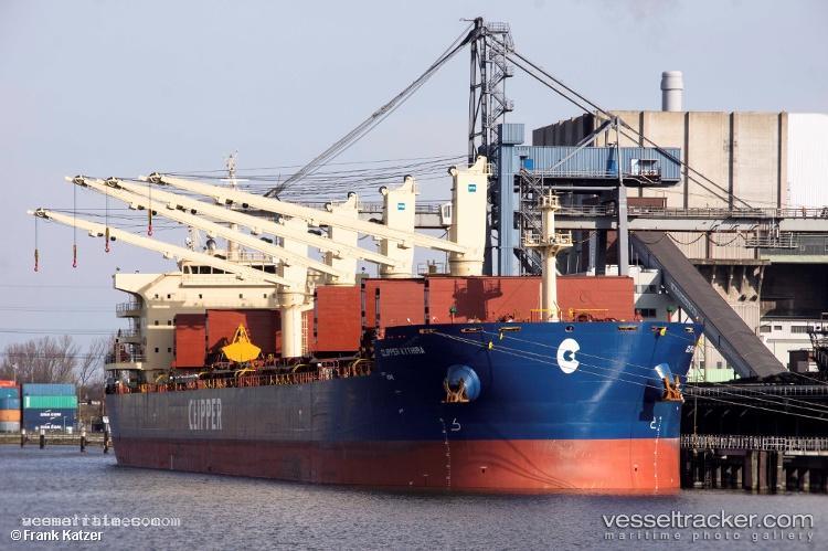 Clipper-Kythira - Bulk Carrier vessel registered in Marshall Islands